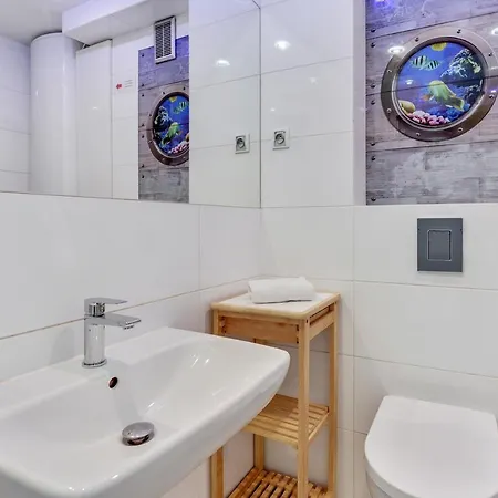 Golden Sands By Grand Apartmán *